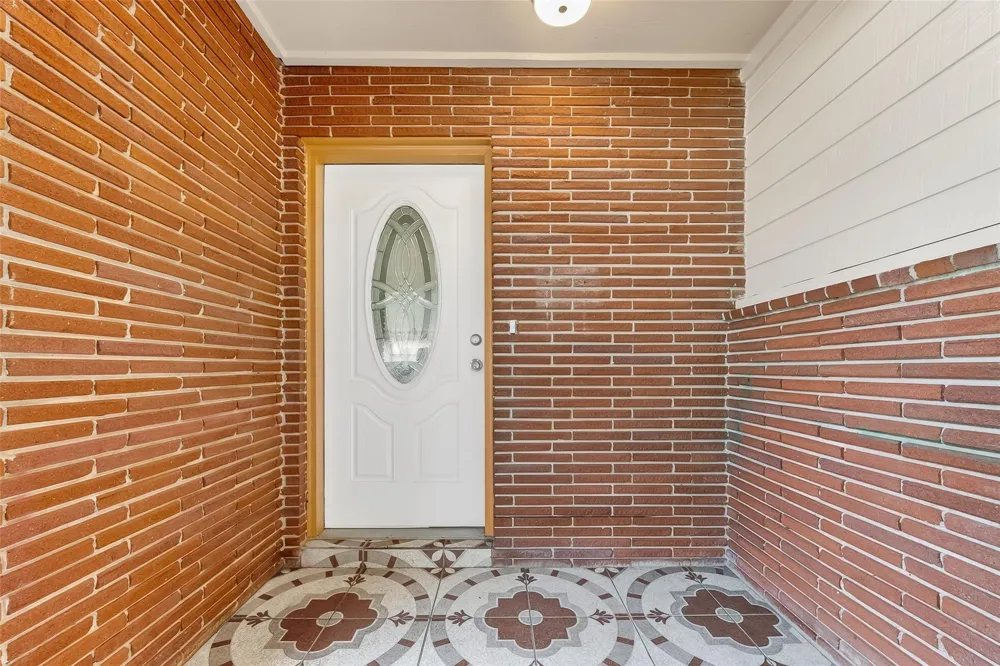 807 Ruth Street Baytown, TX 77520