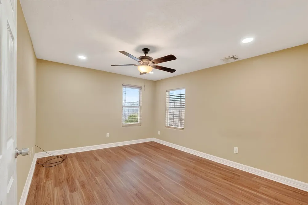 807 Ruth Street Baytown, TX 77520