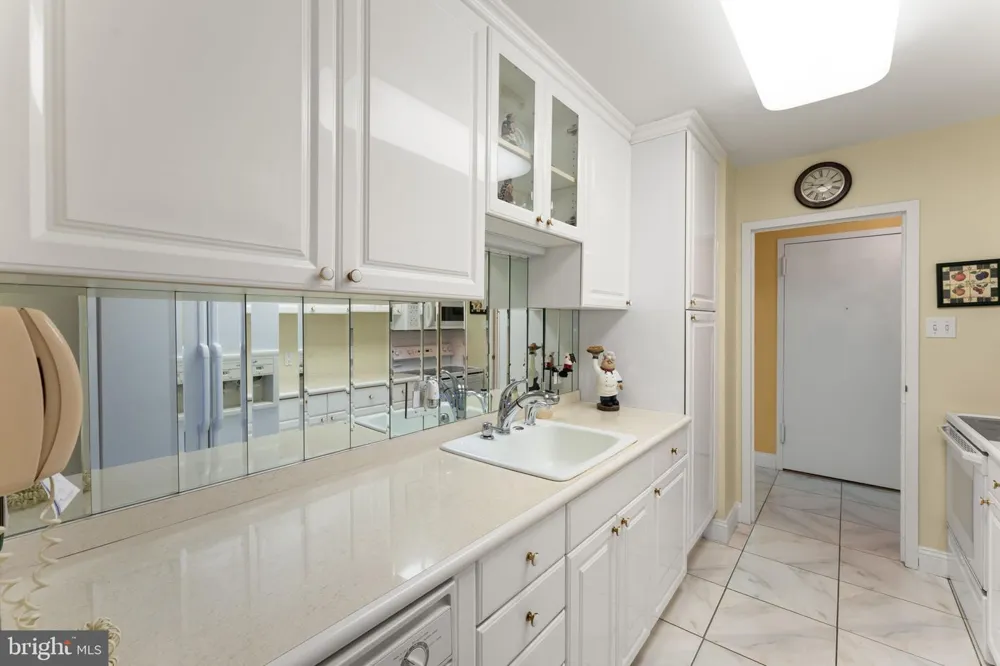 1901 JOHN F KENNEDY BOULEVARD #2409-10 Philadelphia, PA 19103