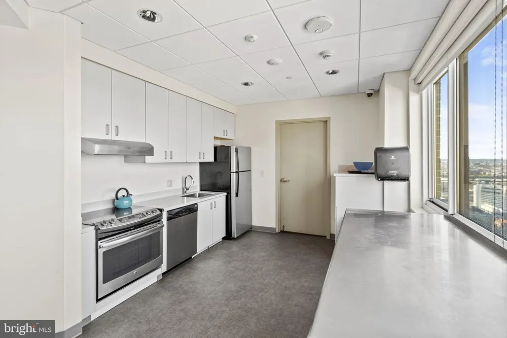 1901 JOHN F KENNEDY BOULEVARD #2409-10 Philadelphia, PA 19103
