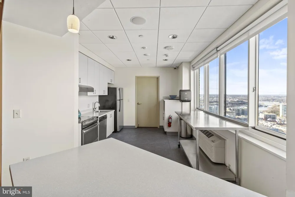 1901 JOHN F KENNEDY BOULEVARD #2409-10 Philadelphia, PA 19103