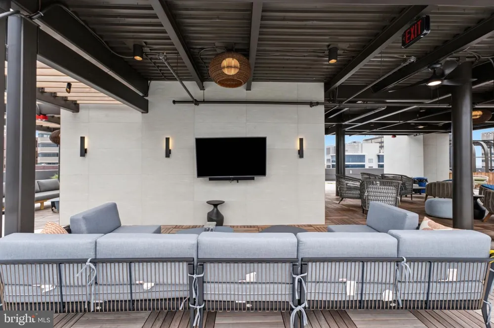 1901 JOHN F KENNEDY BOULEVARD #2409-10 Philadelphia, PA 19103