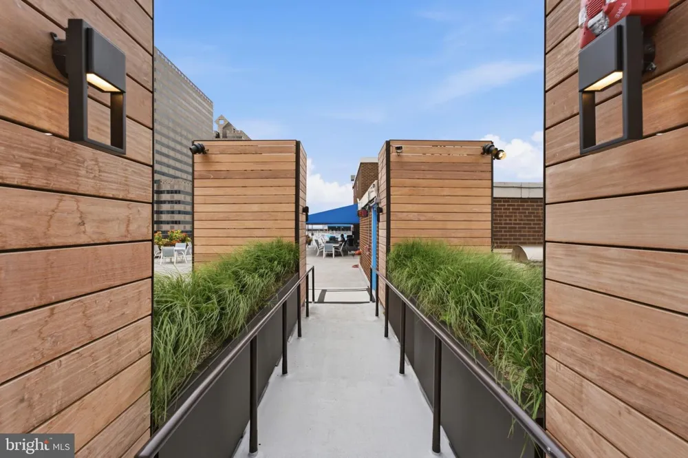 1901 JOHN F KENNEDY BOULEVARD #2409-10 Philadelphia, PA 19103