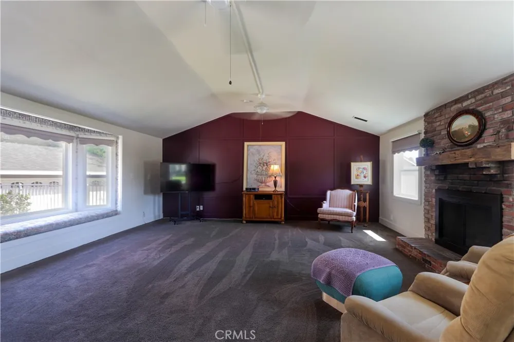 419 E Sunny Hills Fullerton, CA 92835