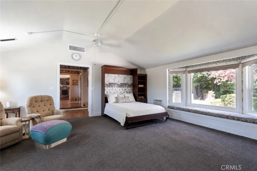 419 E Sunny Hills Fullerton, CA 92835