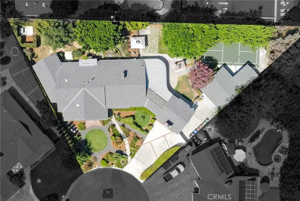 419 E Sunny Hills Fullerton, CA 92835