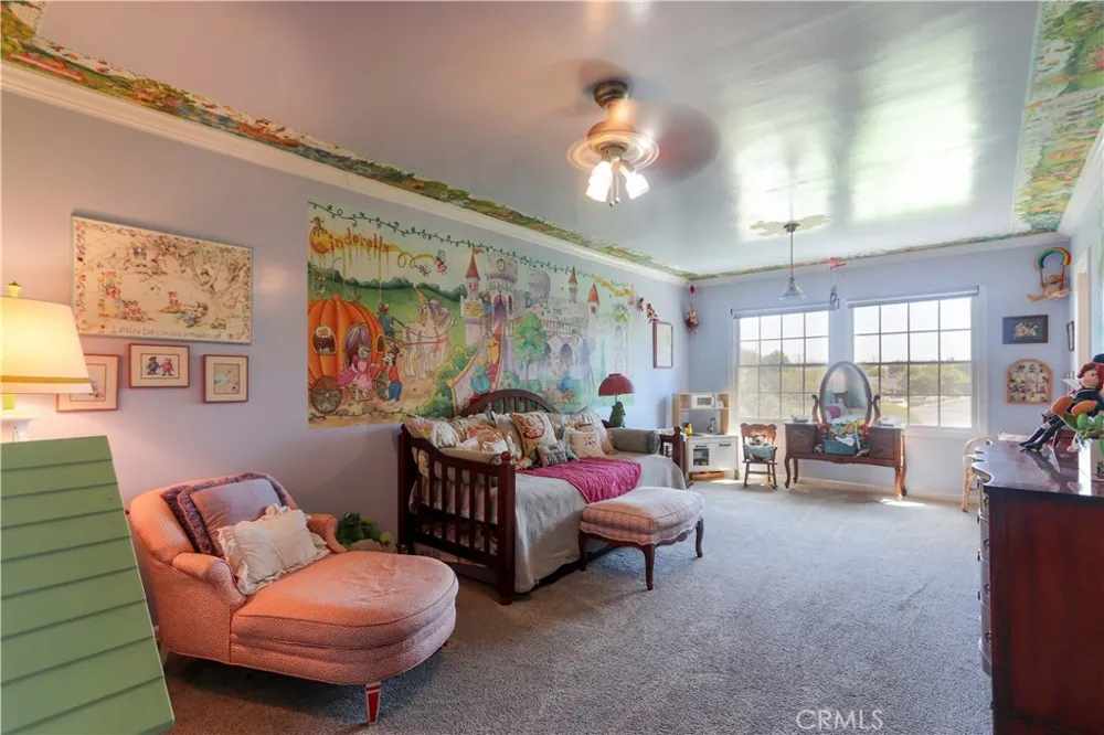 419 E Sunny Hills Fullerton, CA 92835