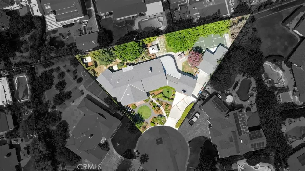419 E Sunny Hills Fullerton, CA 92835