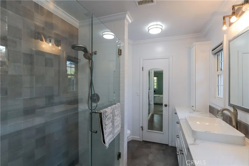 419 E Sunny Hills Fullerton, CA 92835
