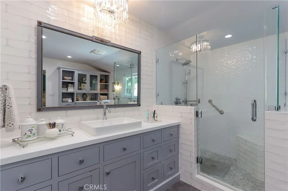 419 E Sunny Hills Fullerton, CA 92835