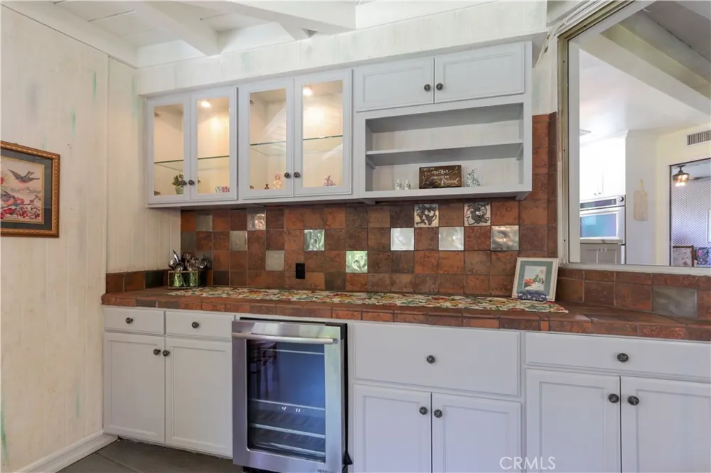 419 E Sunny Hills Fullerton, CA 92835