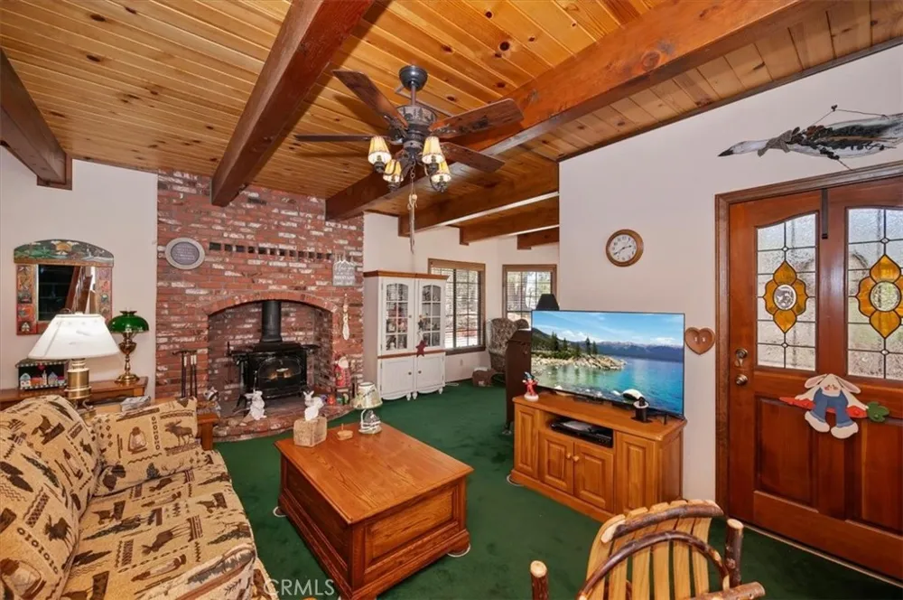 911 Panamint Mountain Big Bear City, CA 92314