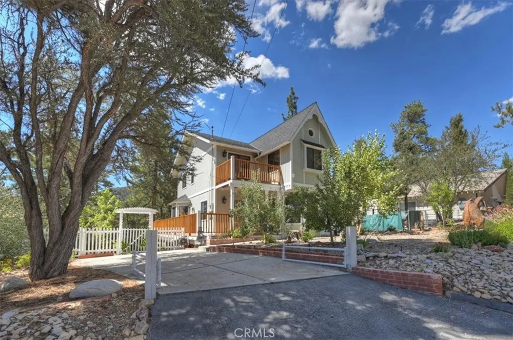 911 Panamint Mountain Big Bear City, CA 92314