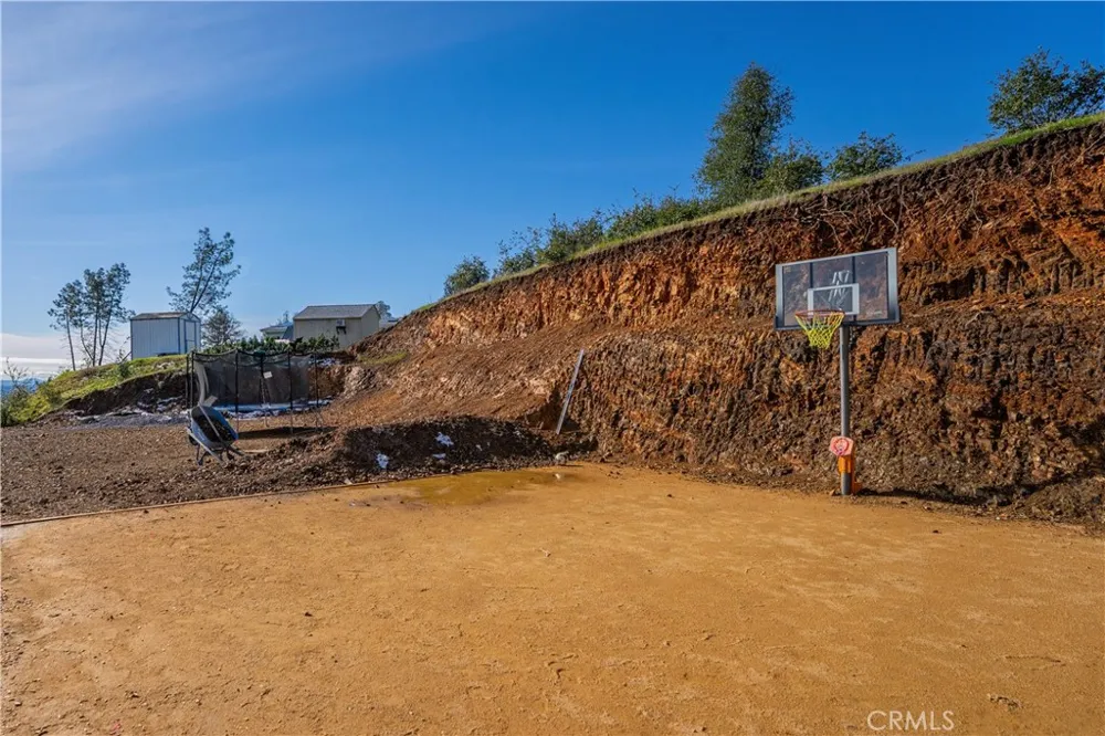 14091 Highview Trail Redding, CA 96003