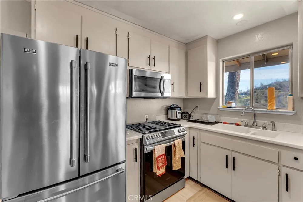 14091 Highview Trail Redding, CA 96003