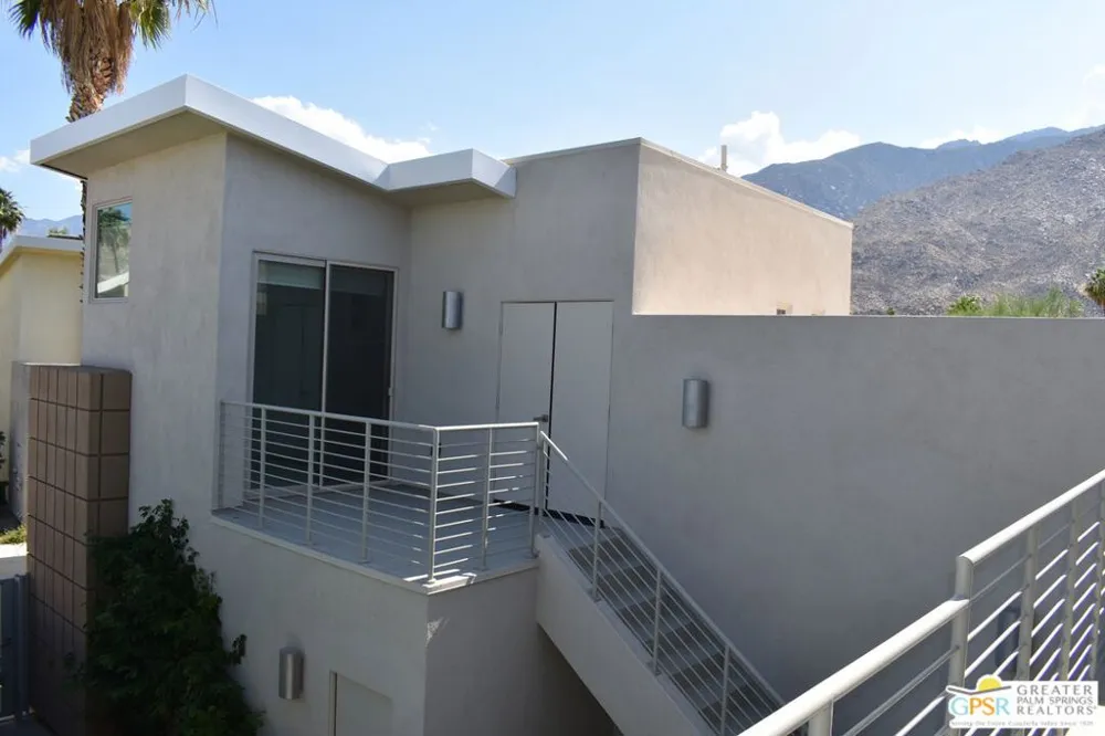 938 Oceo Circle Palm Springs, CA 92264