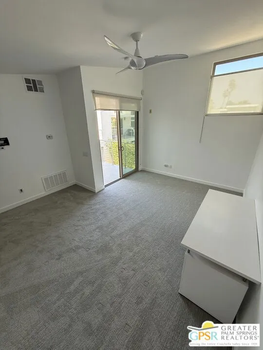 938 Oceo Circle Palm Springs, CA 92264