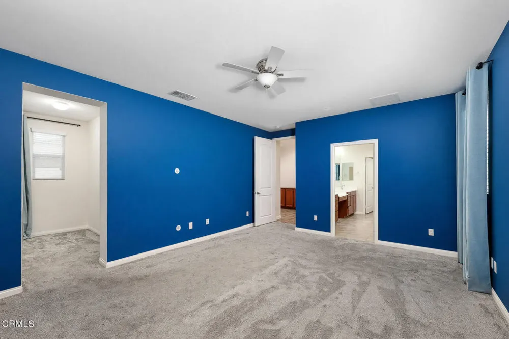 17326 Parque Vanowen Way Lake Balboa, CA 91406