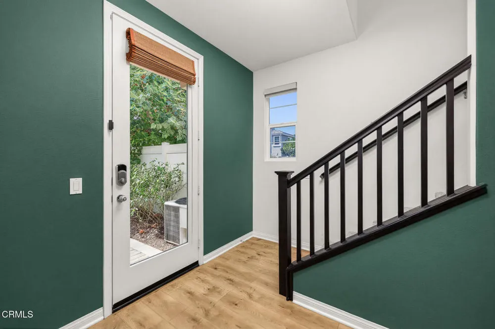 17326 Parque Vanowen Way Lake Balboa, CA 91406