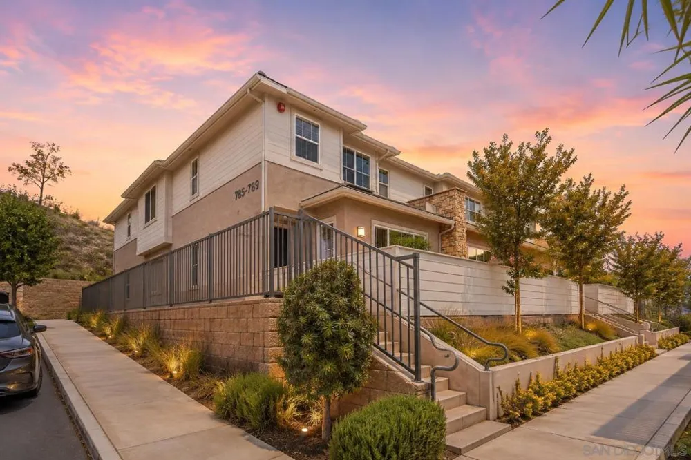 785 Trunorth Circle Escondido, CA 92026