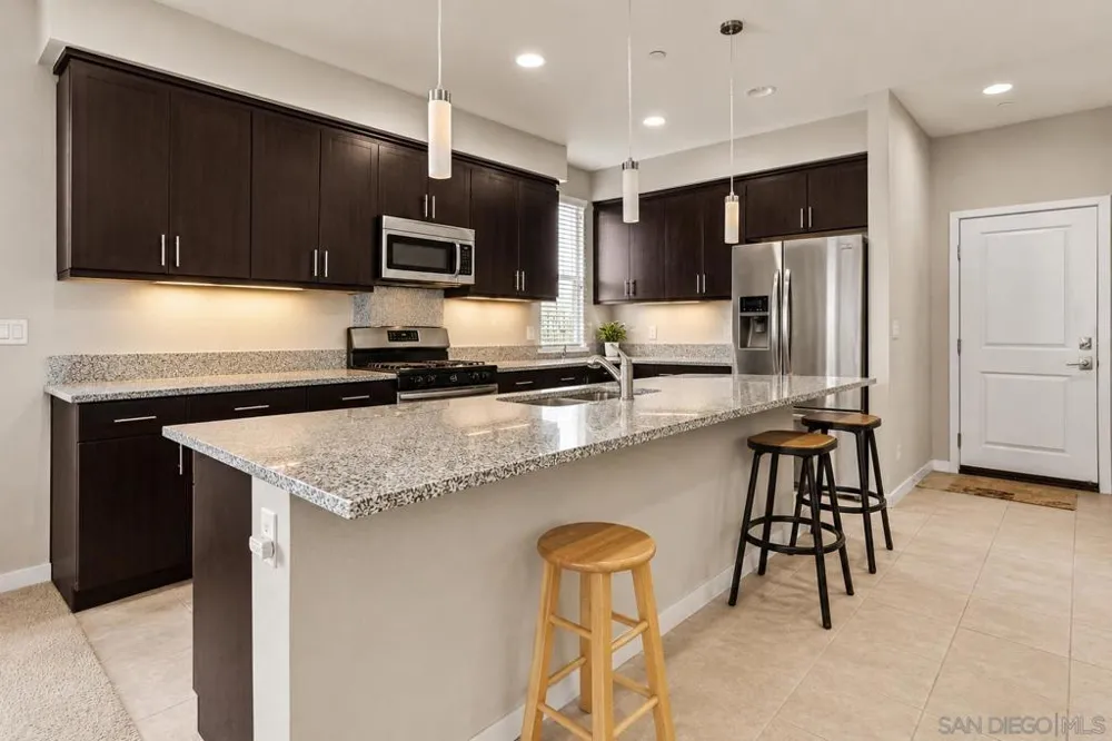 785 Trunorth Circle Escondido, CA 92026