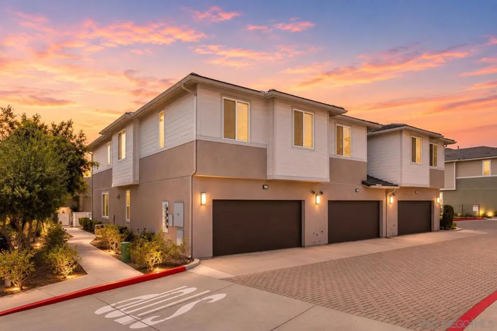 785 Trunorth Circle Escondido, CA 92026