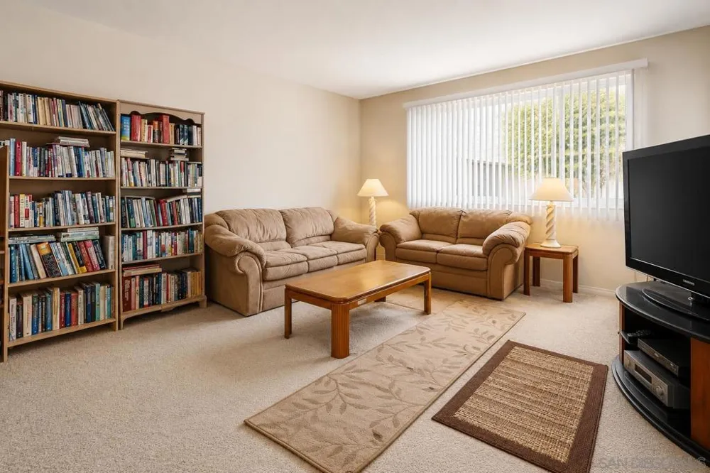 785 Trunorth Circle Escondido, CA 92026