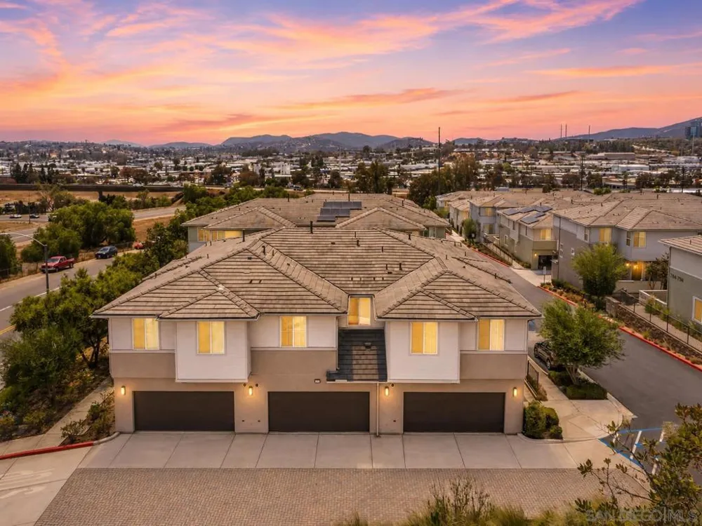 785 Trunorth Circle Escondido, CA 92026