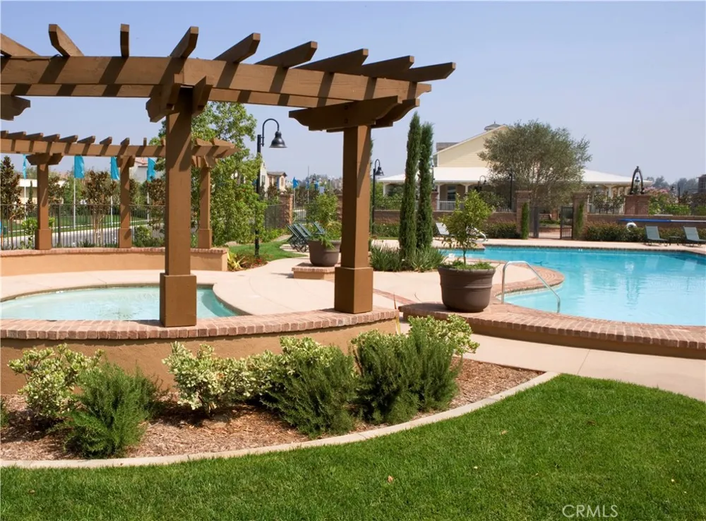 39460 E. EMORY LANE Ontario, CA 91761