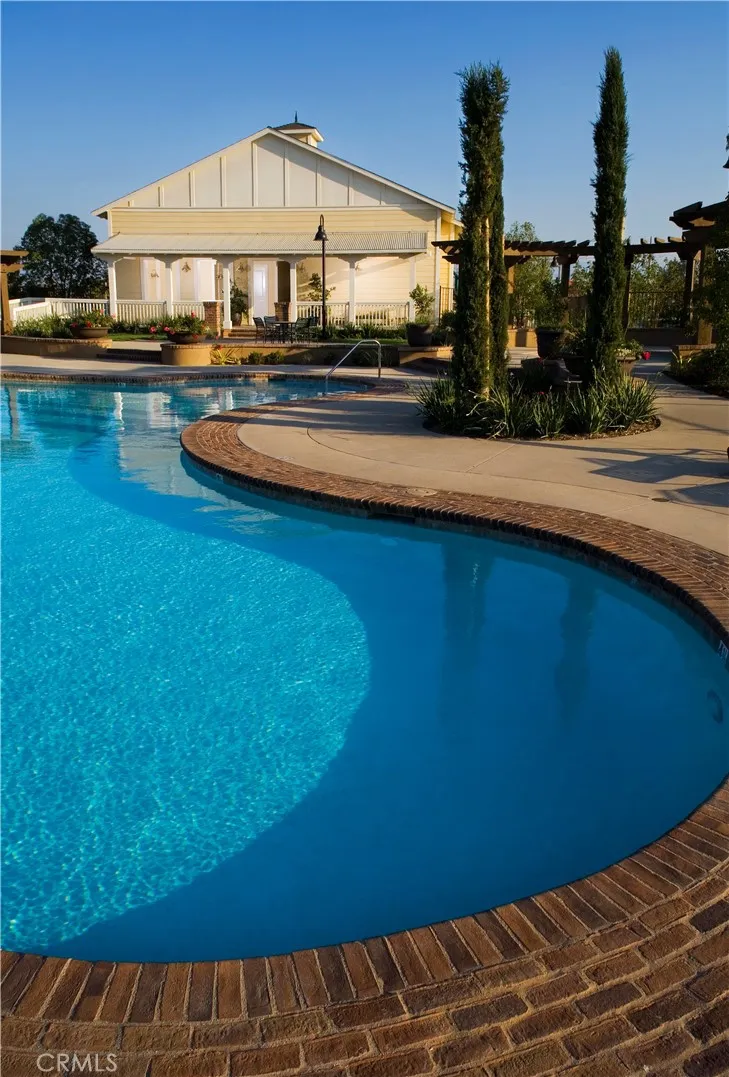 39460 E. EMORY LANE Ontario, CA 91761