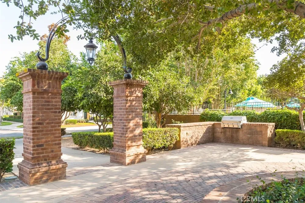 3946 E. BUCKNELL PASEO Ontario, CA 91761