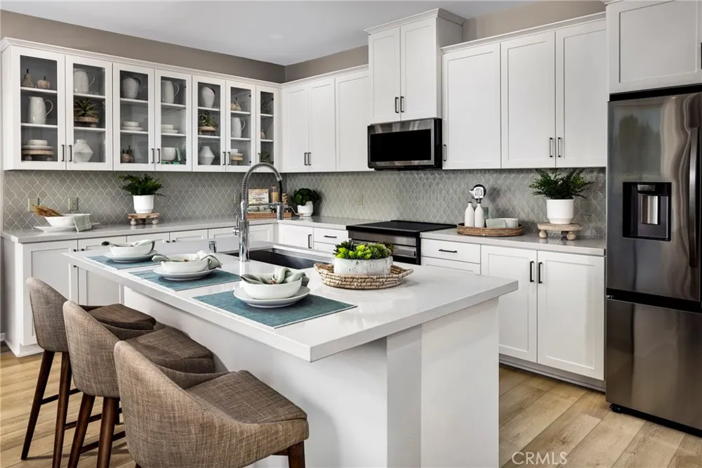 3946 E. BUCKNELL PASEO Ontario, CA 91761