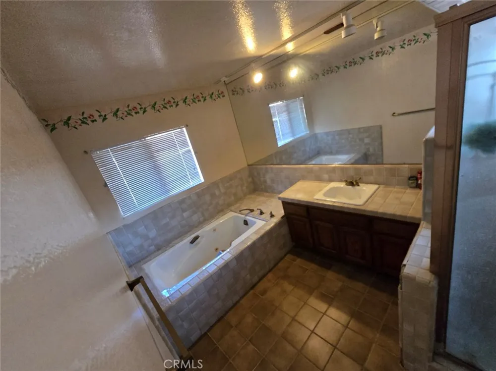 14150 Kelowna Lane Valley Center, CA 92082