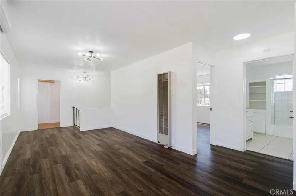 13501 Egbert Street Sylmar, CA 91342