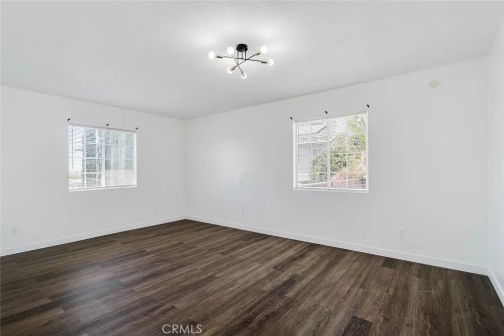 13501 Egbert Street Sylmar, CA 91342