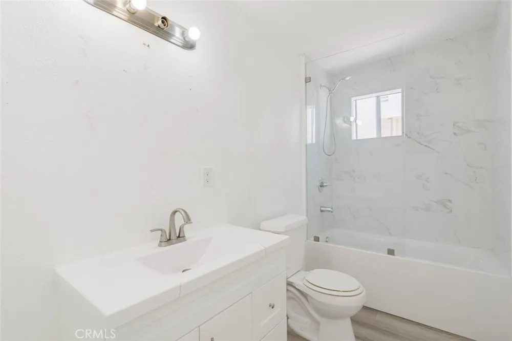 13501 Egbert Street Sylmar, CA 91342