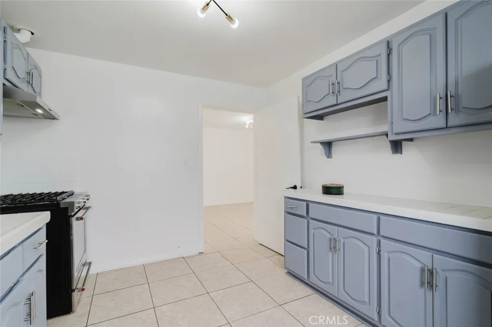 13501 Egbert Street Sylmar, CA 91342