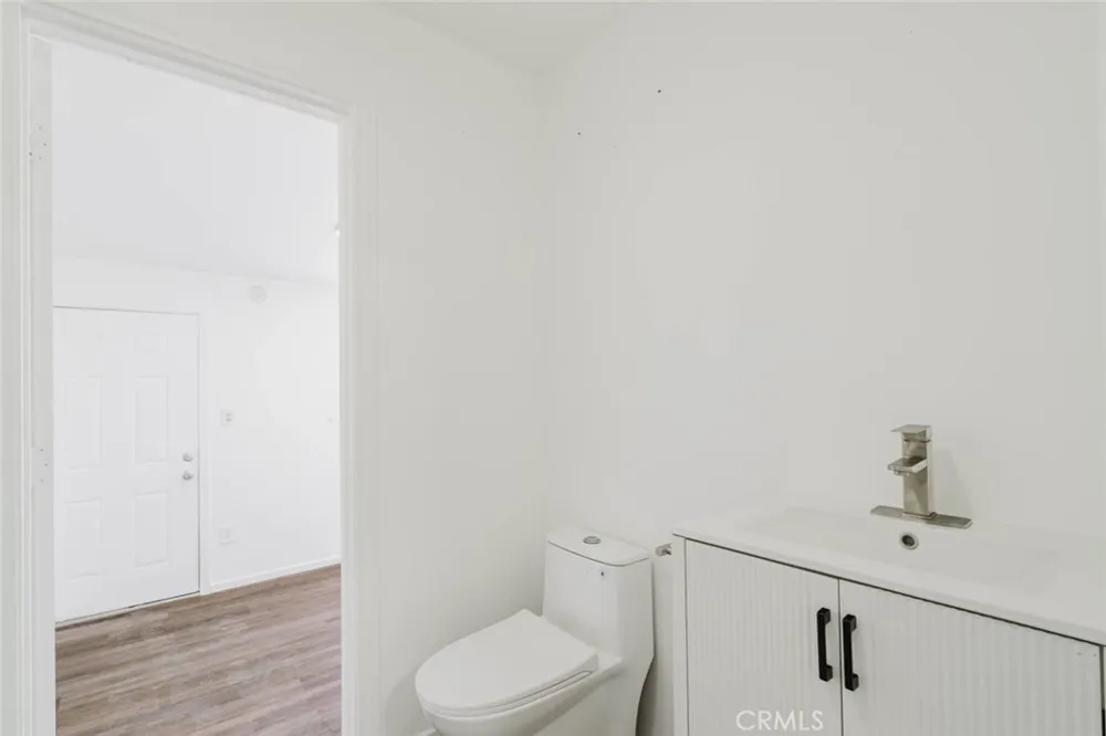 13501 Egbert Street Sylmar, CA 91342
