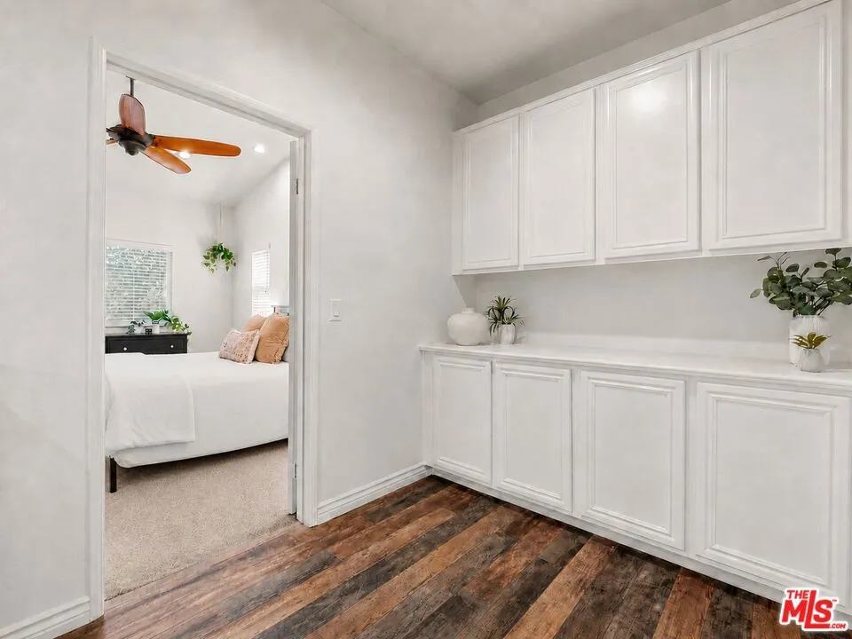 20300 Vanowen Street #44 Los Angeles, CA 91306