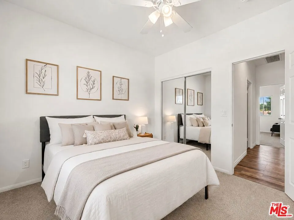 20300 Vanowen Street #44 Los Angeles, CA 91306