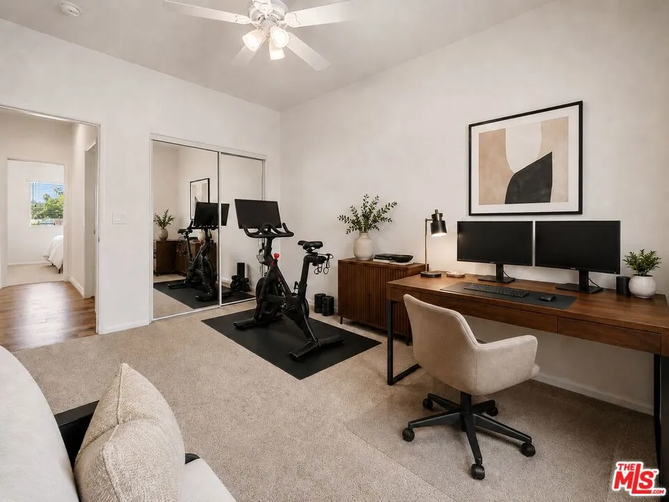 20300 Vanowen Street #44 Los Angeles, CA 91306
