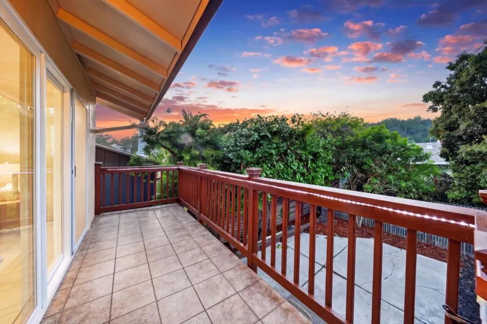 836 Big Bend Drive Pacifica, CA 94044