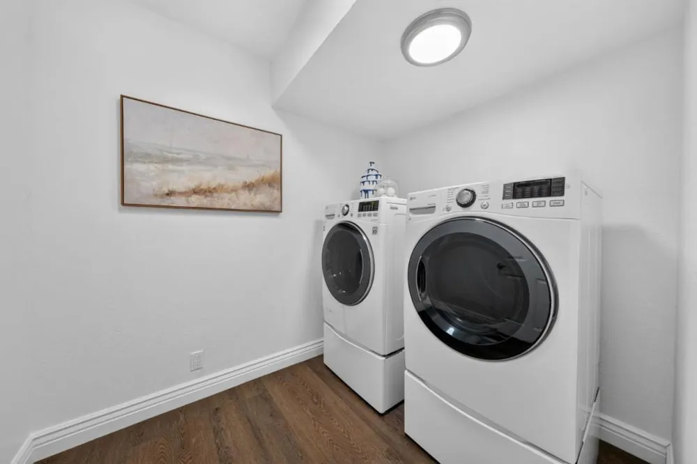 836 Big Bend Drive Pacifica, CA 94044
