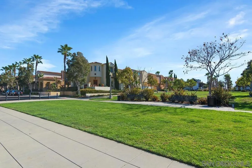 2770 Farragut Rd #116 San Diego, CA 92106