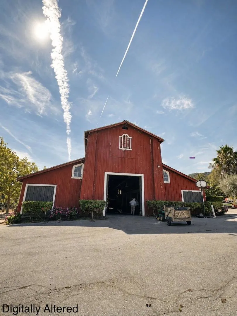 547 Mission Vineyard Road San Juan Bautista, CA 95045