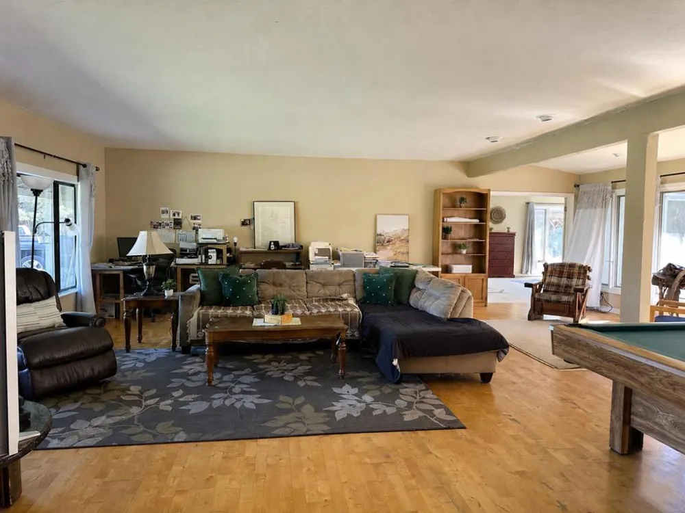 547 Mission Vineyard Road San Juan Bautista, CA 95045