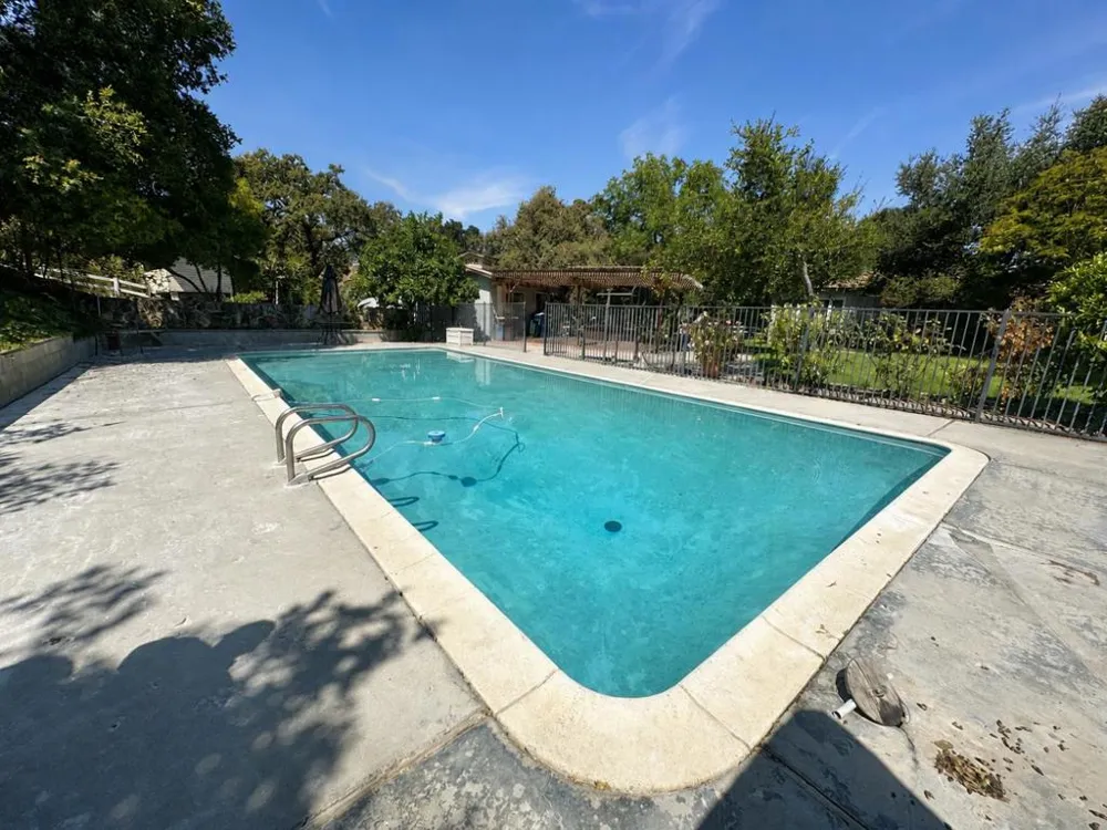547 Mission Vineyard Road San Juan Bautista, CA 95045