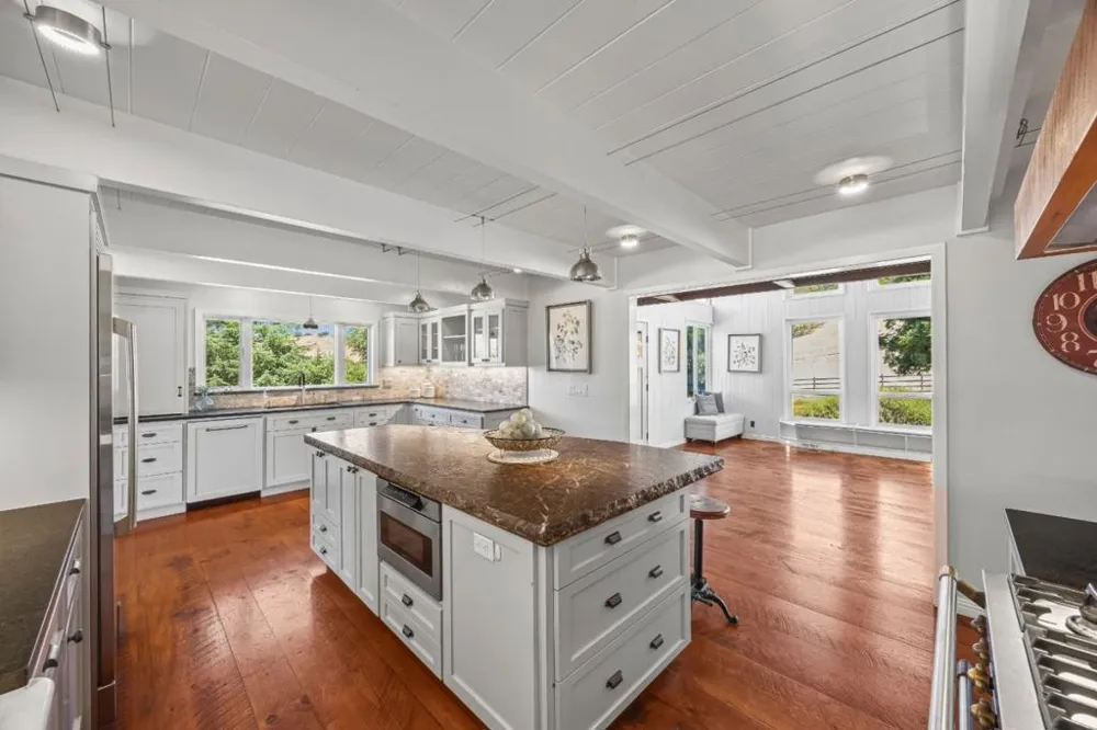 10115 Parrish View Drive Gilroy, CA 95020