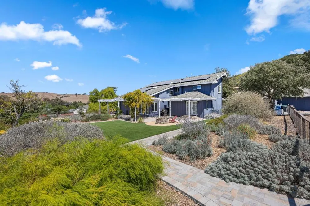 10115 Parrish View Drive Gilroy, CA 95020
