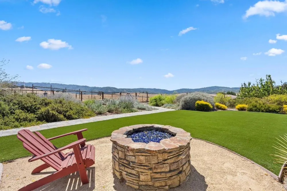 10115 Parrish View Drive Gilroy, CA 95020